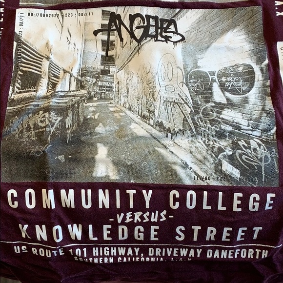 Graphic t shirt california street cl… - Picture 3 of 6